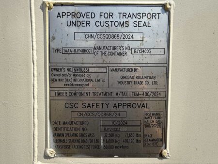 CSC safety approval plate on generator container.