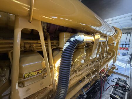 Left bank view of Caterpillar 3516 engine.