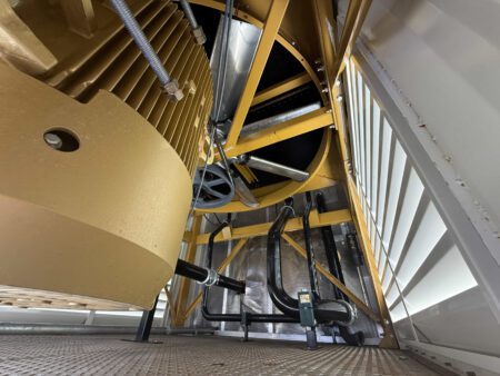 Motor and mount for Caterpillar radiator cooling fan.