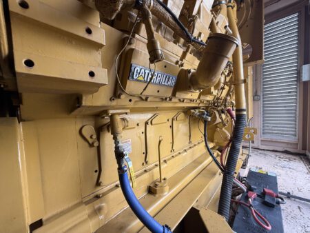 Caterpillar 3508B diesel engine side view.