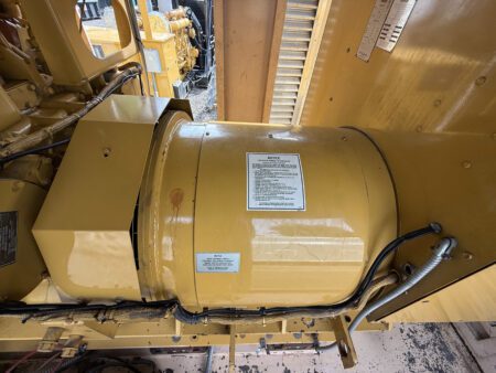 Caterpillar SR4B generator end front view.