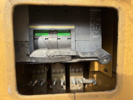 PowerPack RG1600 generator-mounted circuit breaker.