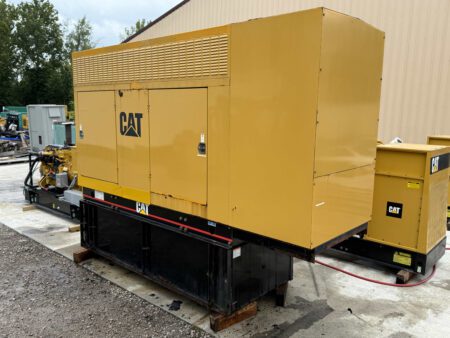 2003 Caterpillar 3306 250kW diesel generator – back right corner view with enclosure closed.