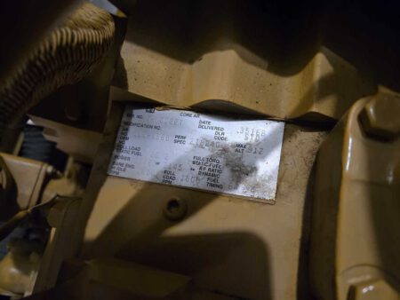 Engine data plate of CAT 3516B generator with serial number 6HN00667.