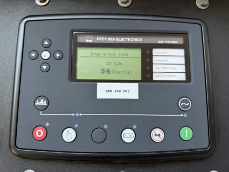 Deep Sea Electronics DSE7310 MKII control panel on CAT C4.4 generator.