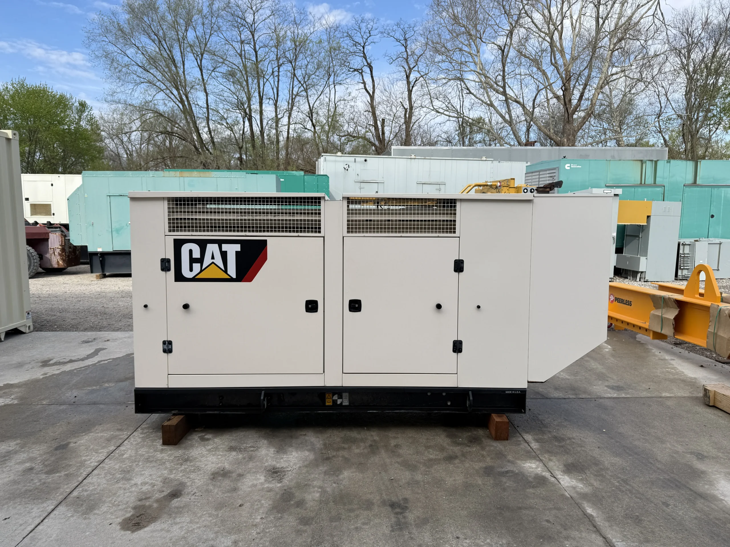 2016-CAT-DG100-100kW-NB700111-ExteriorSideFullAlt 2016 CAT DG100-2 100kW Natural Gas Generator Set - Image 1
