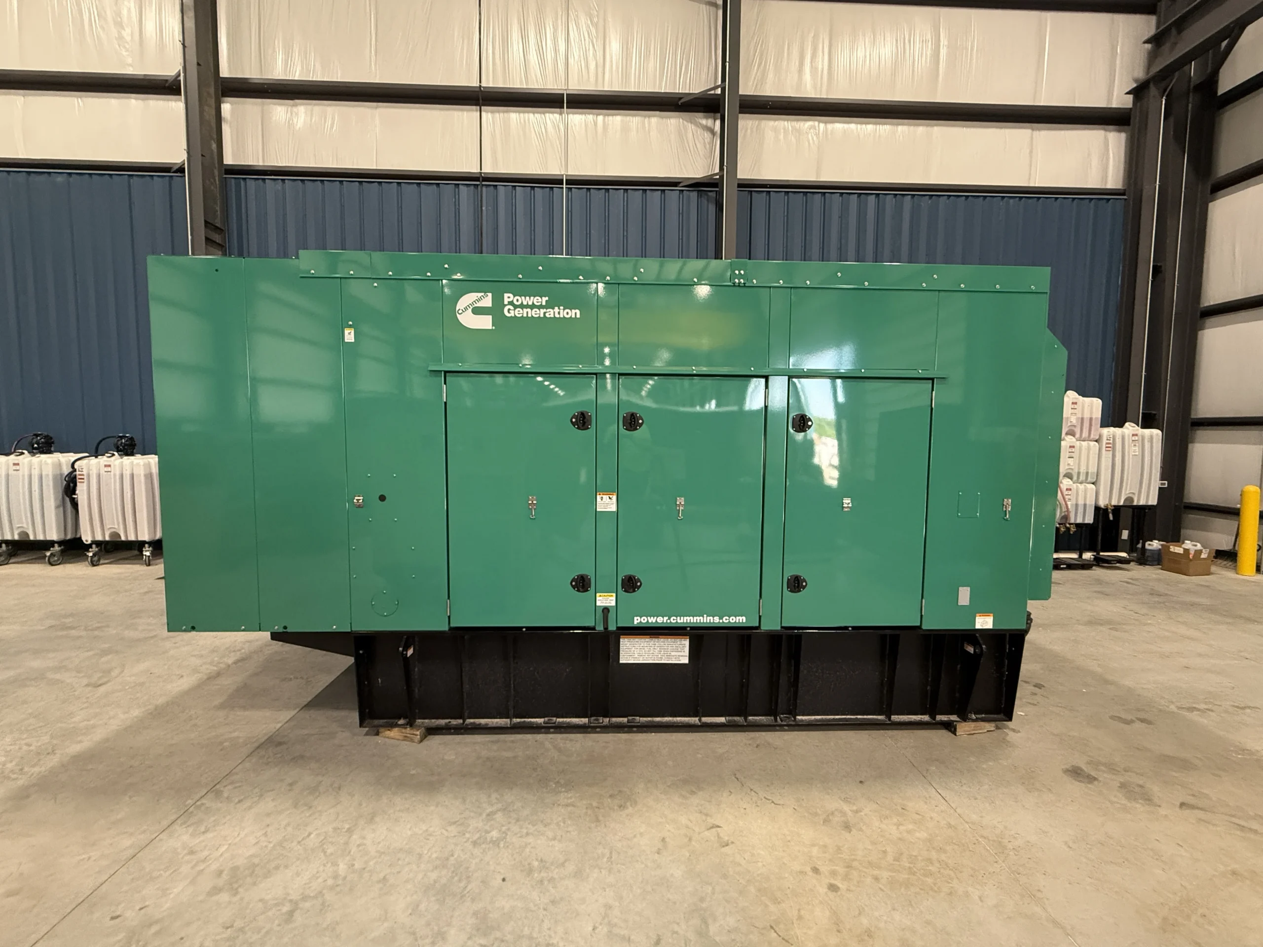 2026-cummins-dfek-500kw-enclosure-left-side-2 2026 Cummins DFEK 500kW Diesel Generator Set (Factory Warranty) - Image 1