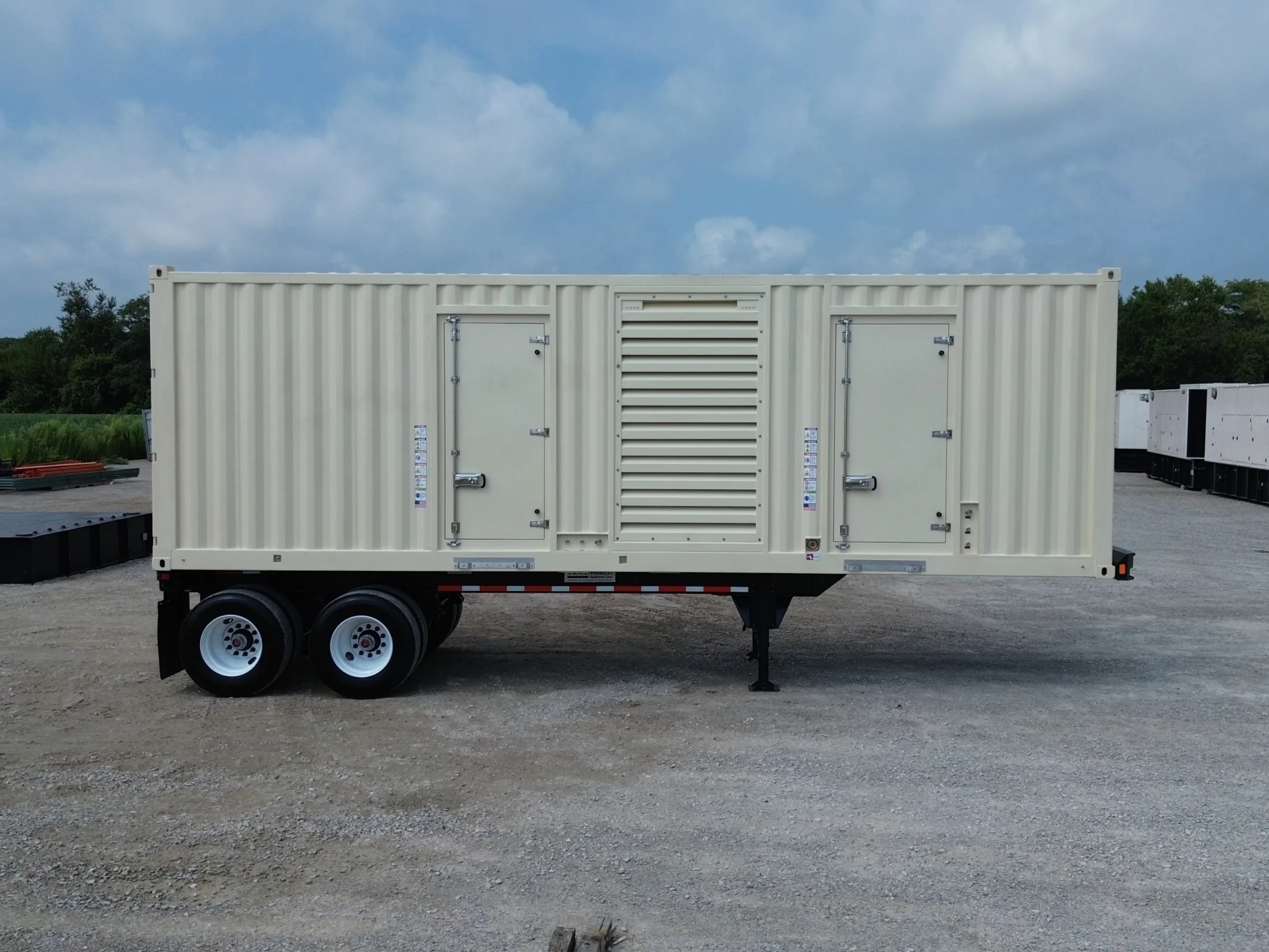 800kW-C27-Portable-Power-Mod-Opposite-Side-Exterior 2006 CAT C32 1000kW Portable Diesel Generator Set - Image 1