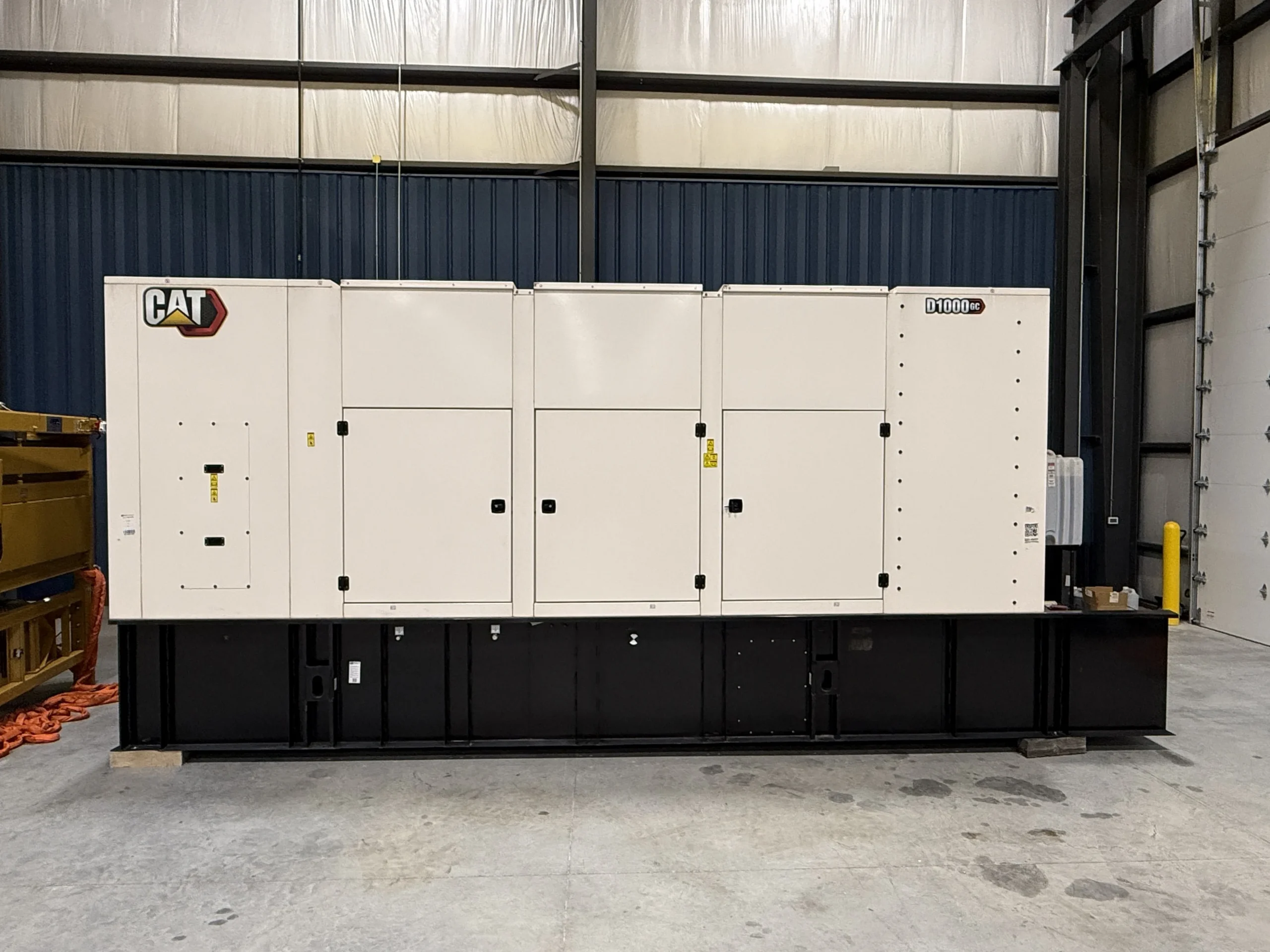 2023-CAT-D1000-GC-Sound-Enclosure-Full-Side-View 2023 CAT D1000 GC 1000kW Diesel Generator Set - Image 1