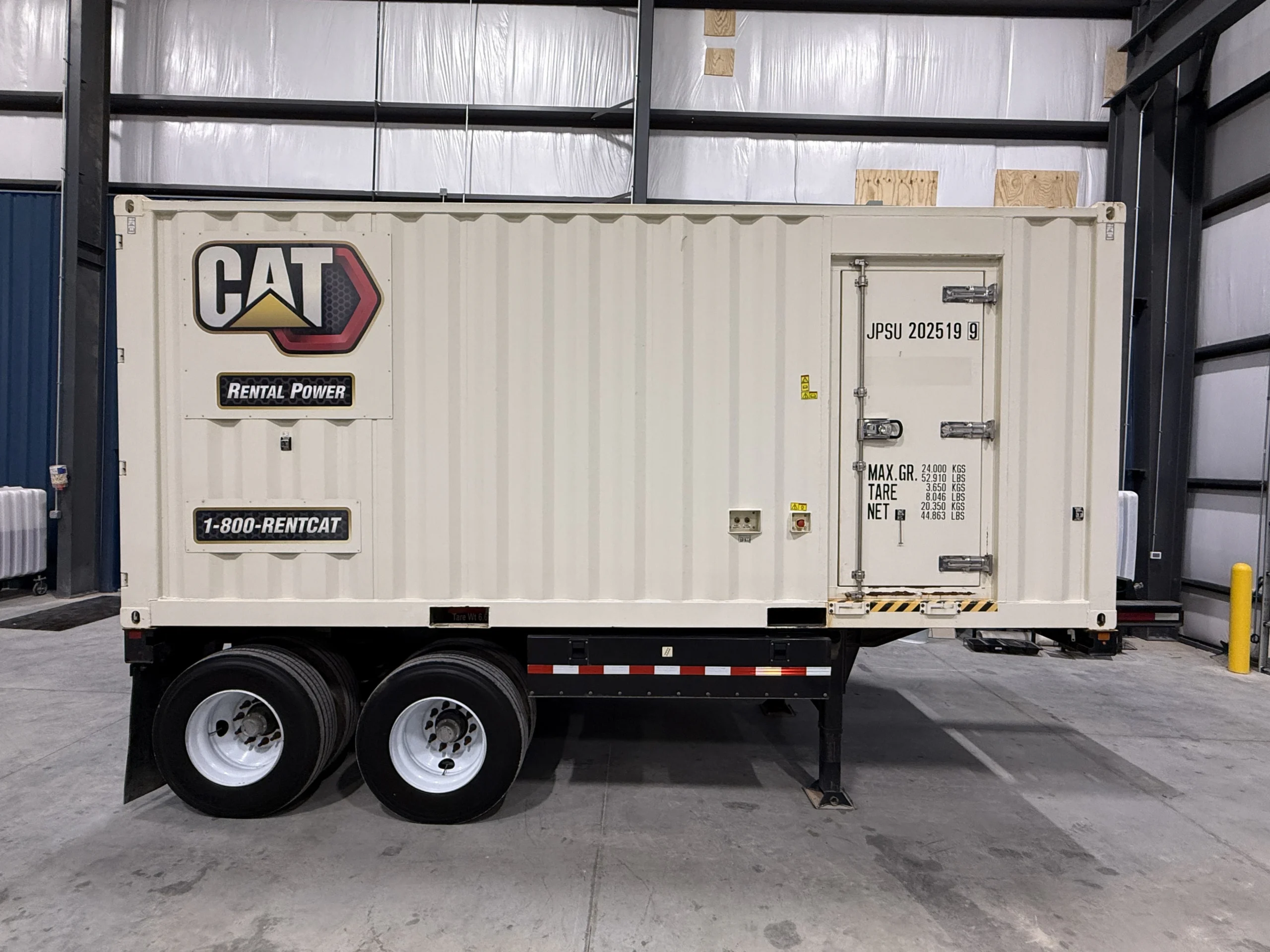 2022-cat-xq570-500kw-portable-diesel-generator-me500603-right-side-profile 2022 CAT XQ570 500 kW Portable Diesel Generator - Image 1